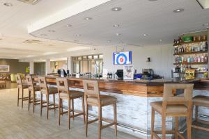 Lounge o bar area sa San Lameer Villa 12405 - 2 Bedroom Classic - 4 pax - San Lameer Rental Agency