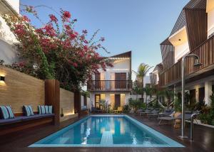Het zwembad bij of vlak bij Villa Nautica Boutique Hotel