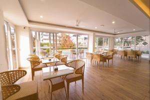 Restaurace v ubytování Hotel Wayfarer
