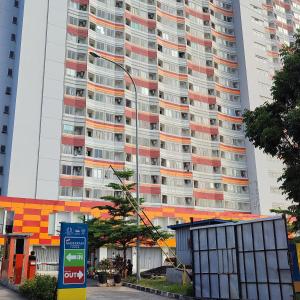 Gedung tempat apartemen berlokasi