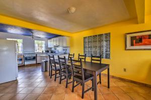 Galería fotográfica de Oceanview Culebra Escape with Balcony - Walk to Town en Culebra 16 fotos más