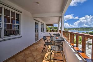 Balkón nebo terasa v ubytování Oceanview Culebra Escape with Balcony - Walk to Town