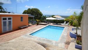 Piscina di Vieques Island House with Caribbean Views and Pool! o nelle vicinanze