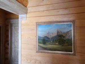 Pemandangan gunung umum atau pemandangan gunung yang diambil dari chalet