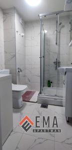 Koupelna v ubytování Apartman Ema