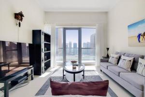 Posezení v ubytování Bay Central, Dubai Marina - Peaceful One Bedroom