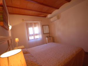 Posteľ alebo postele v izbe v ubytovaní LETS HOLIDAYS Cozy Apartment Near to the Castle