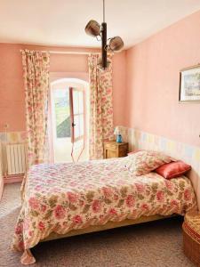 Posteľ alebo postele v izbe v ubytovaní labarretaine , une maison de caractère