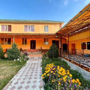 Zahrada ubytování Guest House Jekshen