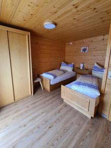 Posteľ alebo postele v izbe v ubytovaní Ferienwohnung Juen