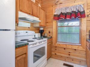 Küche/Küchenzeile in der Unterkunft Cedar Top