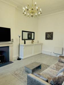 Gallery image of Westend House in Edinburgh