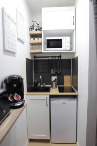 Kuchnia lub aneks kuchenny w obiekcie Le Cloudy - @Kreativehome_
