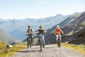 Jazda na bicykli v okolí ubytovania Apart Conny