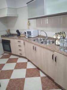 Kuchnia lub aneks kuchenny w obiekcie La casa de la cuevecita