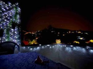 Bazén v ubytovaní Casa ASIA. Relax a 5 minutos de las calas TOP. alebo v jeho blízkosti
