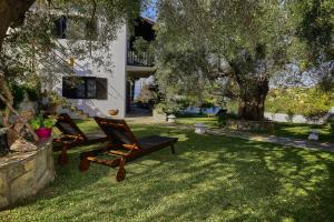 Vonkajšia záhrada v ubytovaní Villa The Cosy Olive