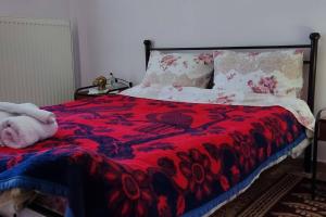 Ένα ή περισσότερα κρεβάτια σε δωμάτιο στο Lina's Apartment 2