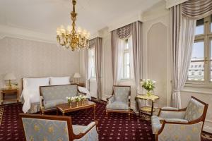 Setusvæði á Hotel Imperial, a Luxury Collection Hotel, Vienna