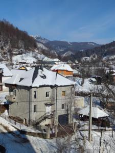 Cavnic Hills Apartments kapag winter