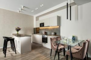 Kuchyň nebo kuchyňský kout v ubytování Mamaison Residence Sulekova Bratislava