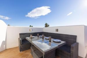 Balkon lub taras w obiekcie Stylish Penthouse Duplex at Matchroom Country Club