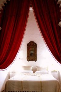 Postelja oz. postelje v sobi nastanitve Hotel Riad Dalia Tetouan