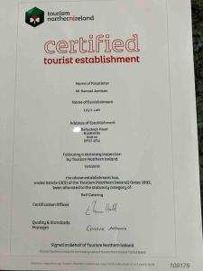 Certifikát, hodnocení, plakát nebo jiný dokument vystavený v ubytování Lily’s Loft Bushmills