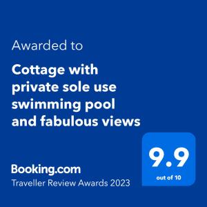 Sijil, anugerah, tanda atau dokumen lain yang dipamerkan di Amazing cottage with private indoor swim pool and hot tub