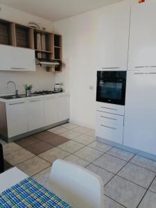 A kitchen or kitchenette at Vinum27