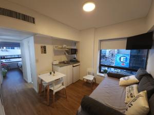 Kuchyň nebo kuchyňský kout v ubytování Tu lugar en Buenos Aires 2 ambientes