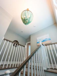 Зображення з фотогалереї помешкання Gorgeous 3 BR Home Across from the Beach with Community Pool у місті Галф-Шорс