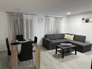 Posedenie v ubytovaní Apartamento FELICIA