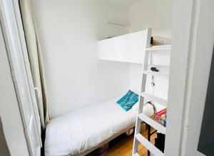Fotografia z galérie ubytovania Charmant appartement entre Montmartre et canal Saint Martin-gare du nord v Paríži