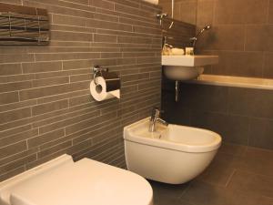 Koupelna v ubytování Hotel Lev