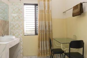 Vonios kambarys apgyvendinimo įstaigoje Hotel Al-Sarwar (Res.)