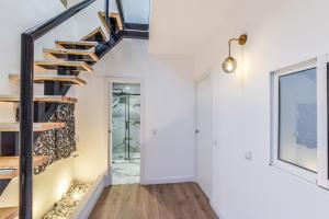 Zdjęcie z galerii obiektu MyHouseSpain - Moderno apartamento ubicación inmejorable Madrid w Madrycie