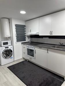 Kuchyňa alebo kuchynka v ubytovaní Apartamento FELICIA