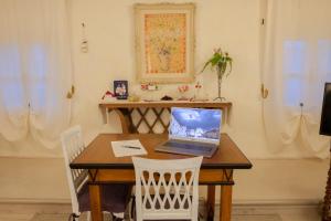TV a/nebo společenská místnost v ubytování B&B Teodoro + 6 fotografií