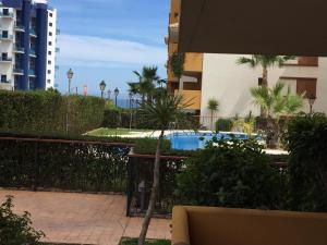 Bazén v ubytování Torrevieja 200m from sea Punta Prima nebo v jeho okolí