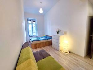 A bed or beds in a room at Vivi Residence 2