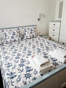 Posteľ alebo postele v izbe v ubytovaní VILLA IRAKLITSA SEA VIEW