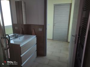 Kuchyň nebo kuchyňský kout v ubytování Villa ARA rossa