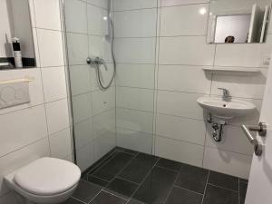 Un baño de A private apartment