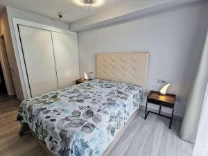 Postel nebo postele na pokoji v ubytování Апартамент с 3 спальнями Playa la Tejita 1I