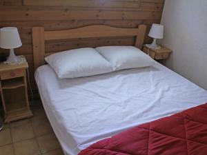 Appartement Châtel, 1 pièce, 4 personnes - FR-1-200-188にあるベッド