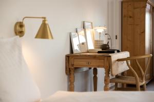 Letto o letti in una camera di Hotel Aahøj