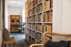 Biblioteca nell'hotel