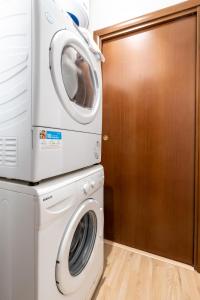 Imagine din galeria proprietății Suite 1,2 porta Milano centro parking free în Milano