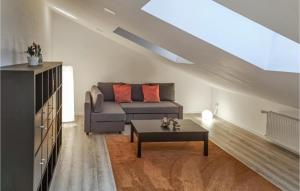 Posezení v ubytování Gorgeous Apartment In Trier With Wifi